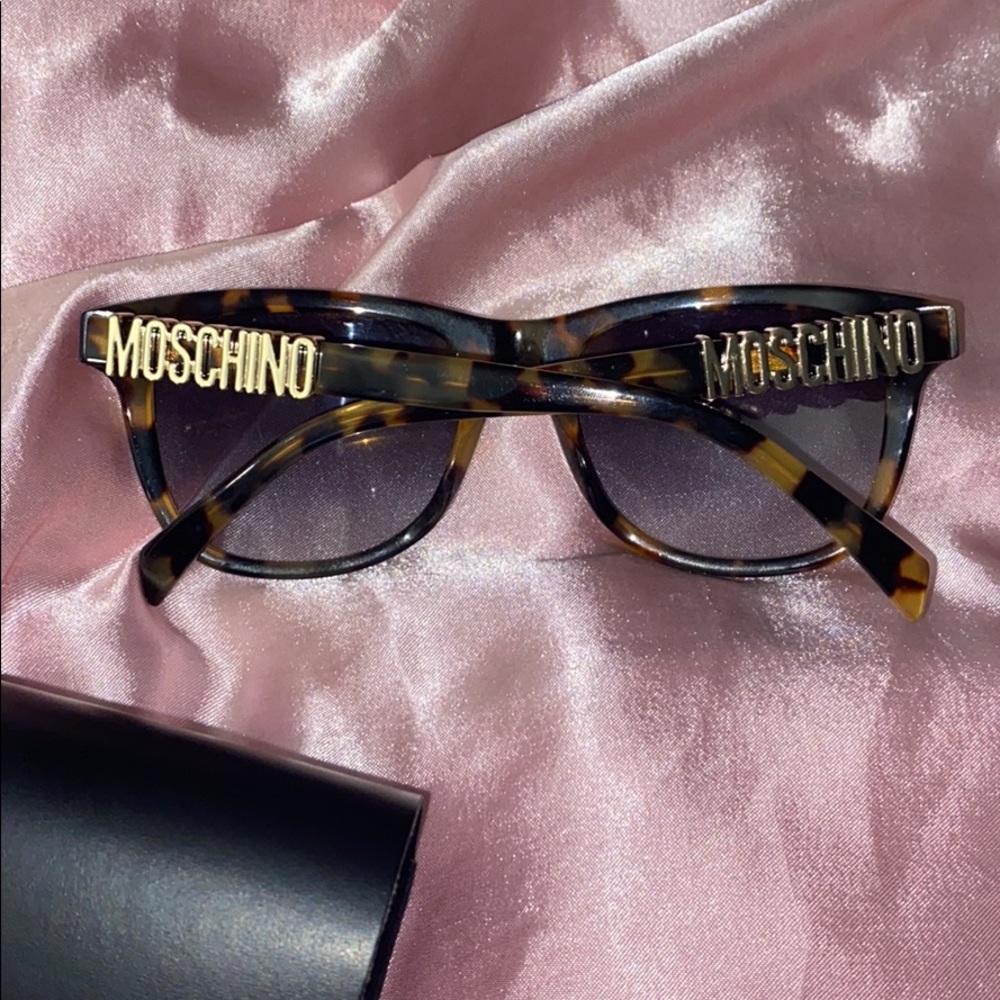 moschino sunglasses - Picture 2 of 2